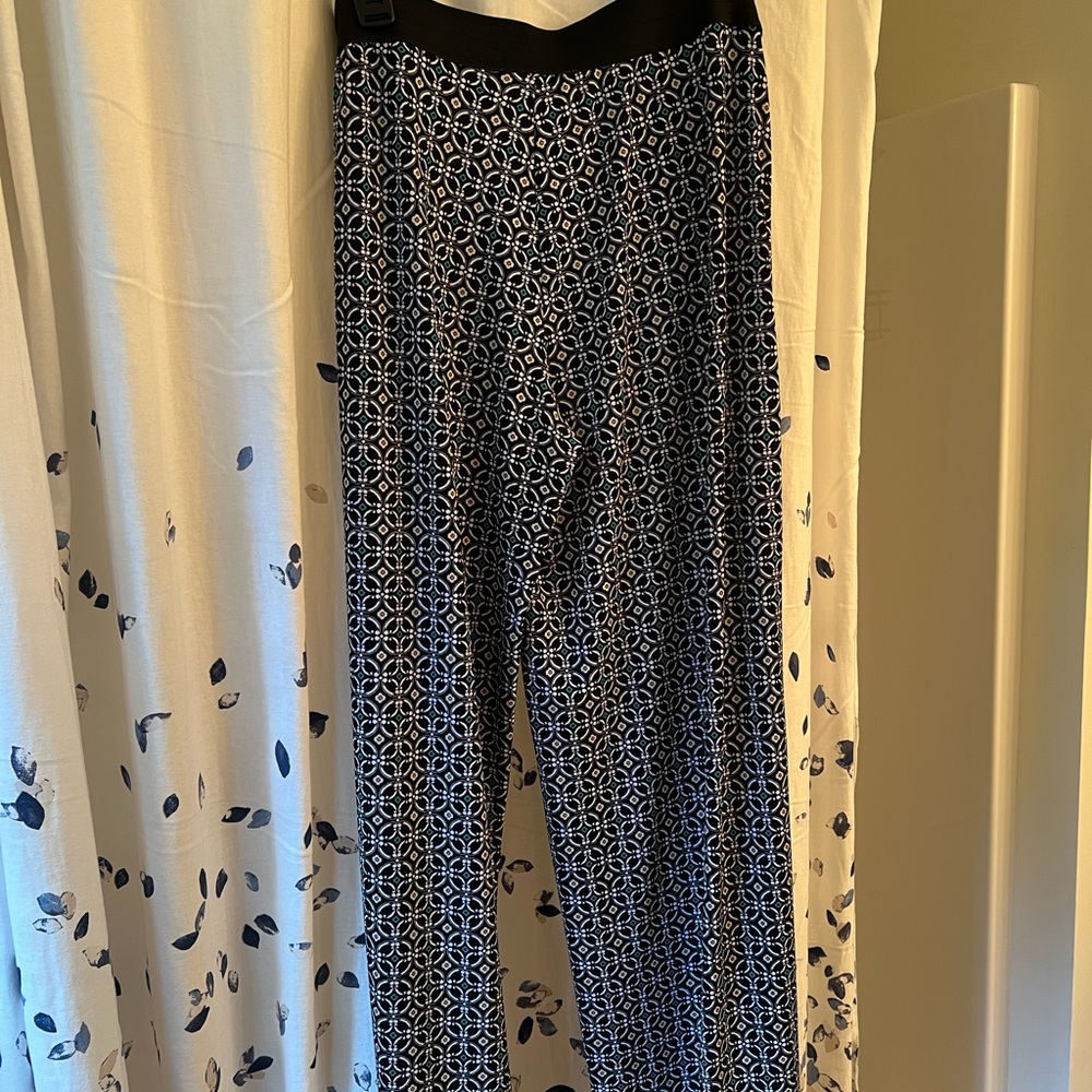 White House Black Market Black and White Geometric Pants